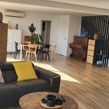 Architect-designed Villa, Overlooking Agay Bay アパート Saint-Raphaël