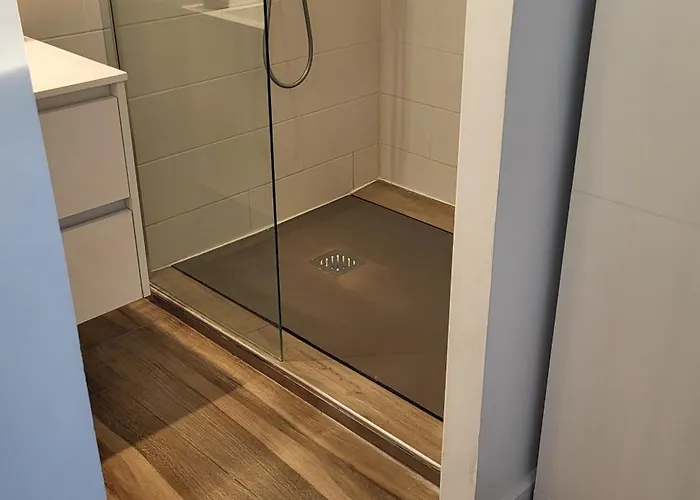 アパート Architect-designed Villa, Overlooking Agay Bay *